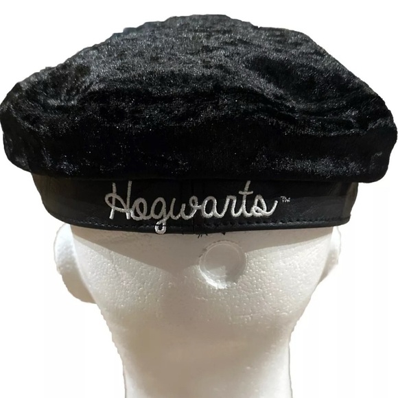 Harry Potter Hogwarts Fisherman Cap Biker / Cabbie Newsboy Hat Universal Studios - Picture 2 of 4